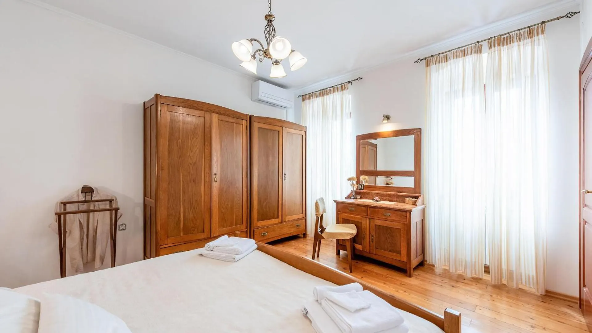 Lovely Home In Jusici